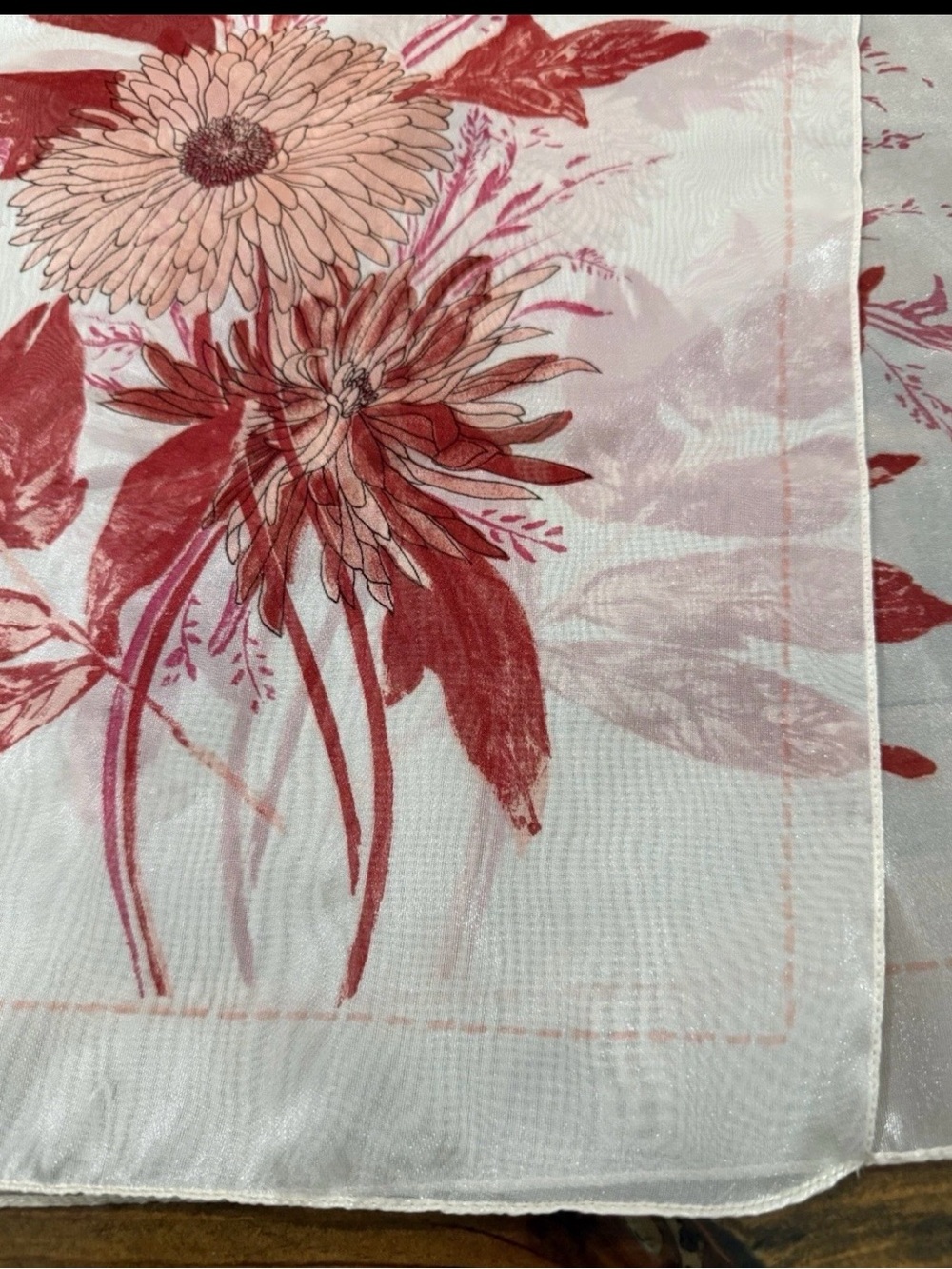 Jones New York Floral Scarf 🧣 - Picture 4 of 11